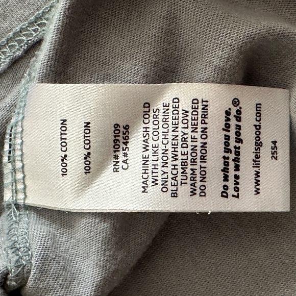 Life Is Good Light Gray V-Neck Shirt Dog Prints - Picture 10 of 11